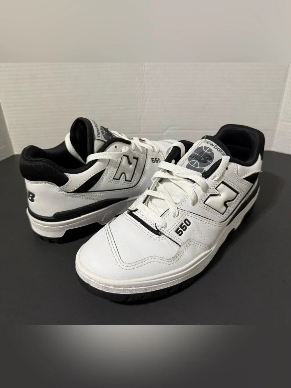 New Balance 550 BB550HA1 White Black Leather Sneakers Men’s 7 Women’s 8.5
